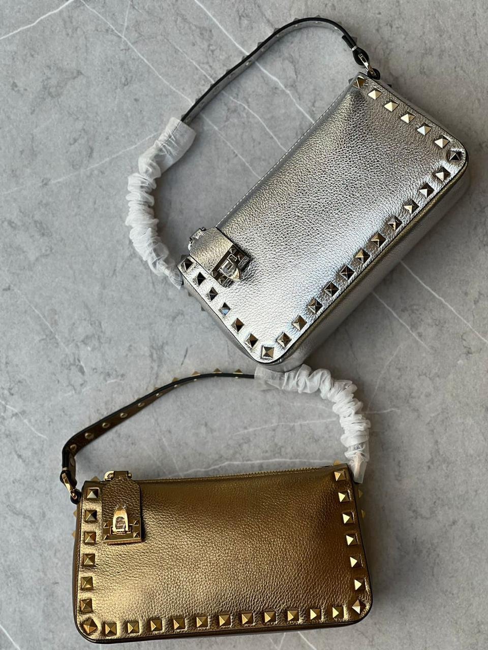 VALENTINO GARAVANI ROCKSTUD SMALL