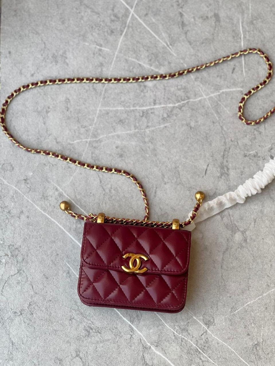 CHANEL CROSSBODY WALLET ON CHAIN