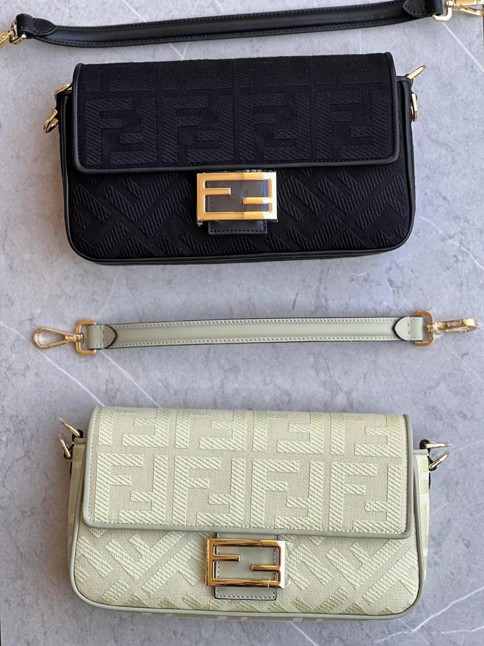 FENDI BAGUETTE 26CM