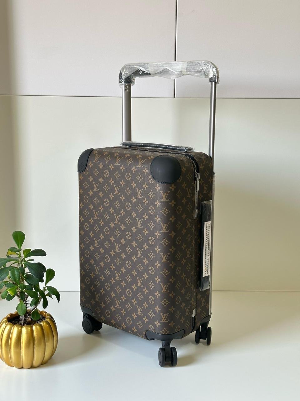 LOUIS VUITTON TROLLEY – CABIN SIZE