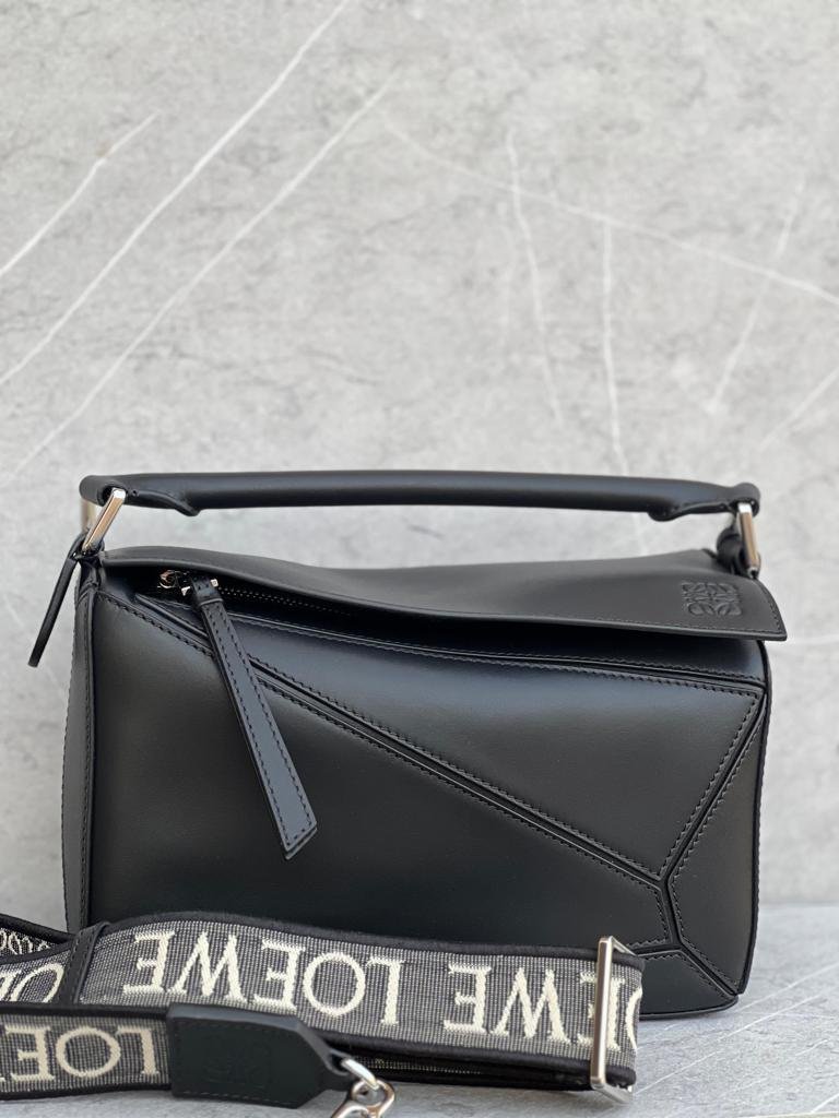 LOEWE PUZZLE - 24 CM