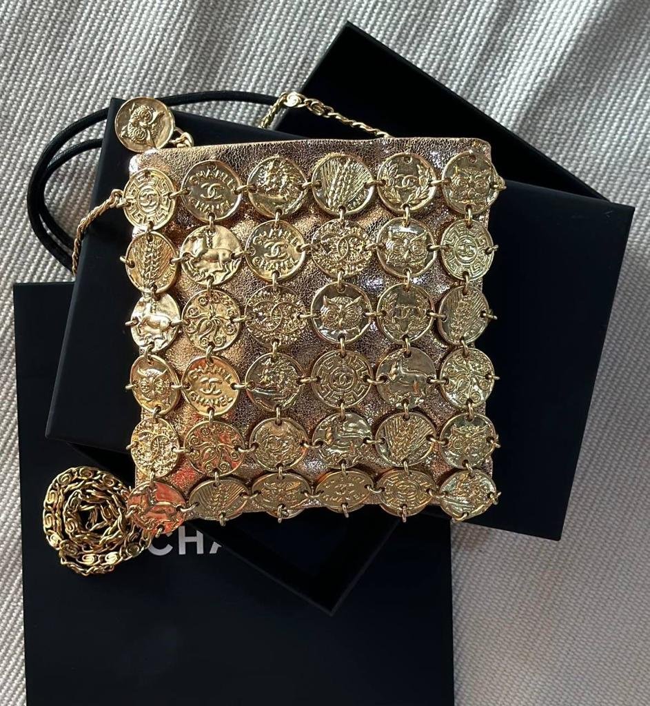 CHANEL 16CM