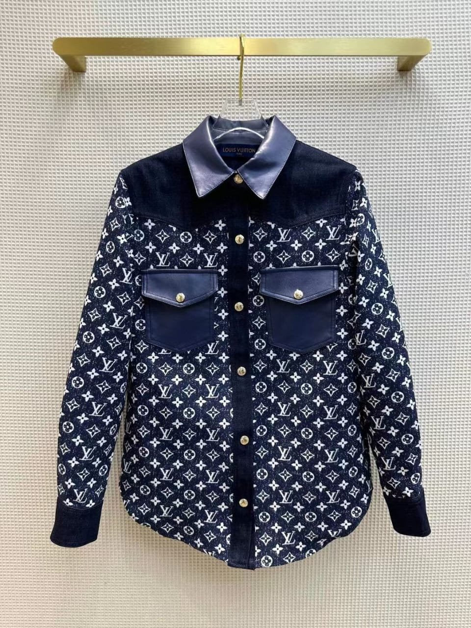 NEW COLLECTIONS LOUIS VUITTON