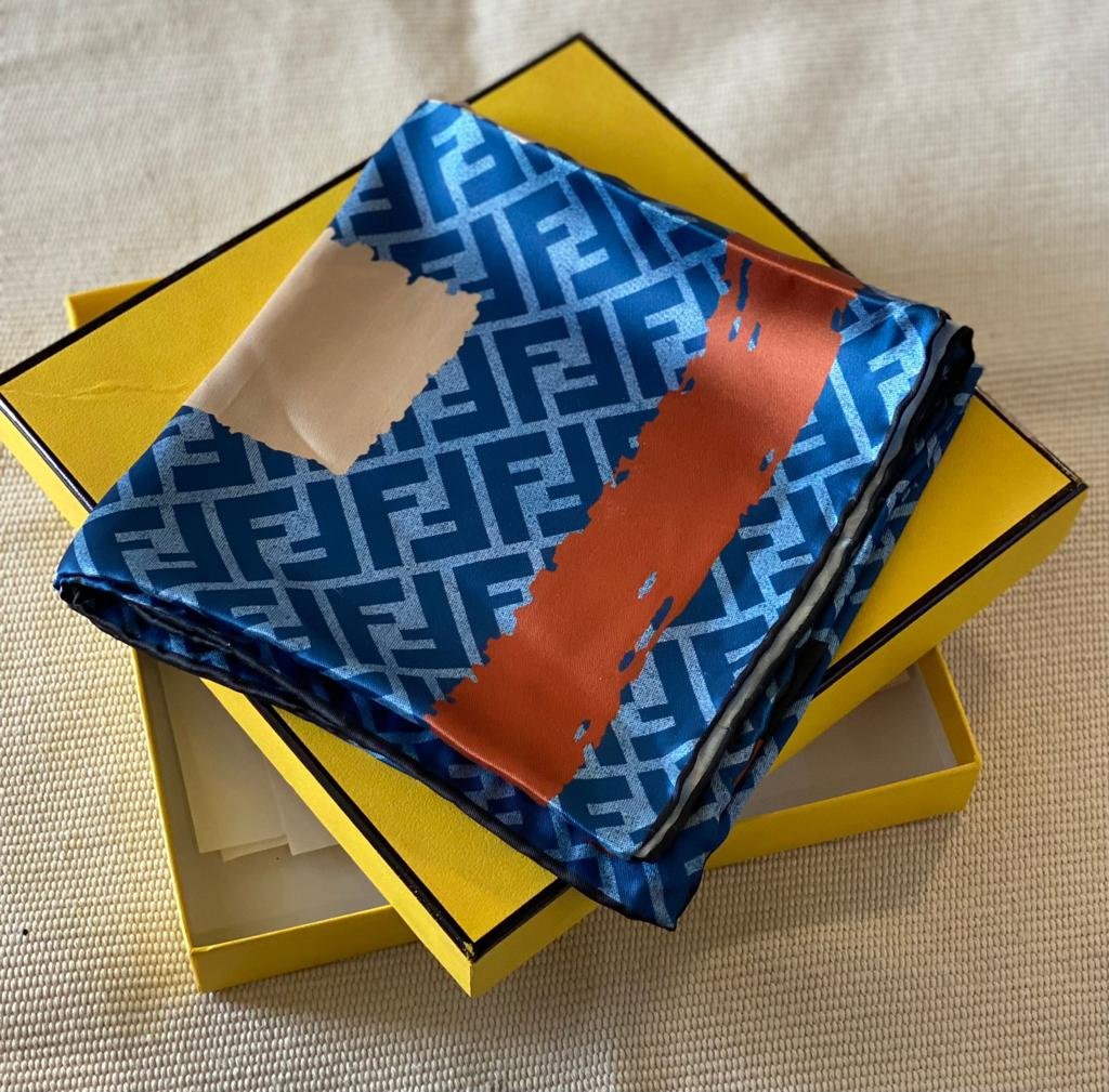 FENDI 90x90 CM
