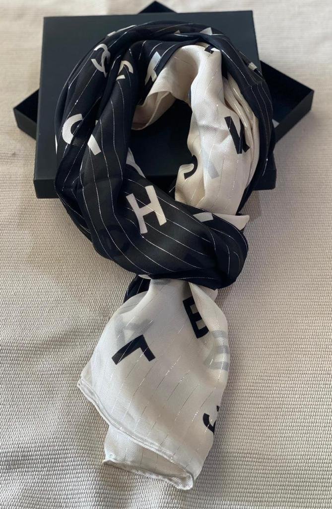 CHANEL 150x100 CM