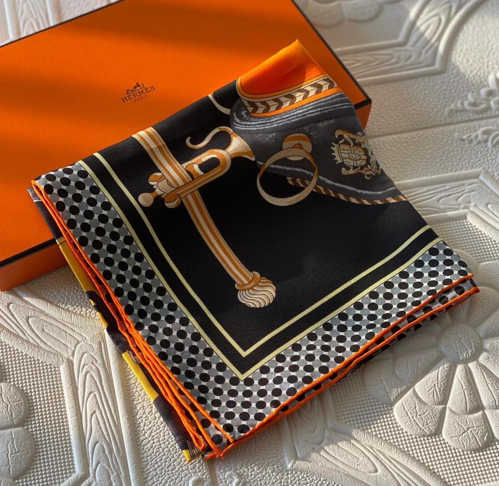 HERMES 90x90 CM