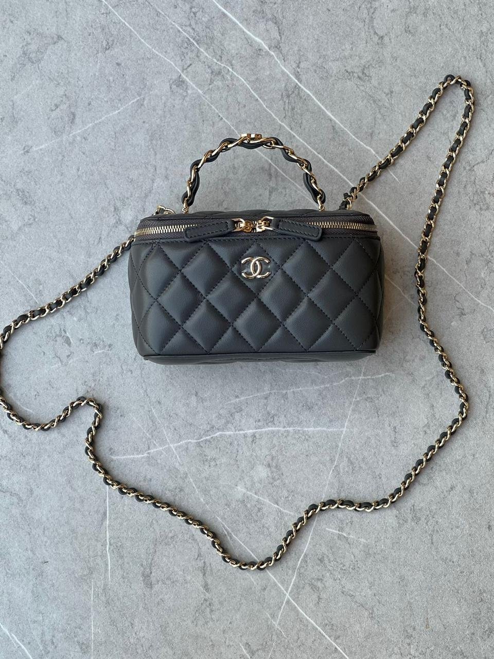 CHANEL VANITY