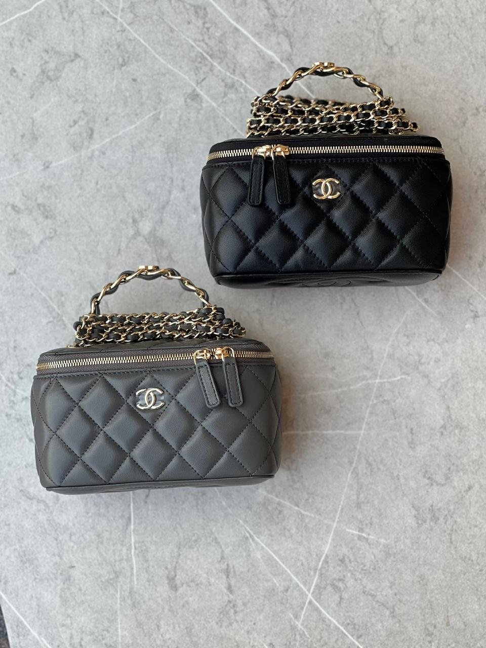 CHANEL VANITY
