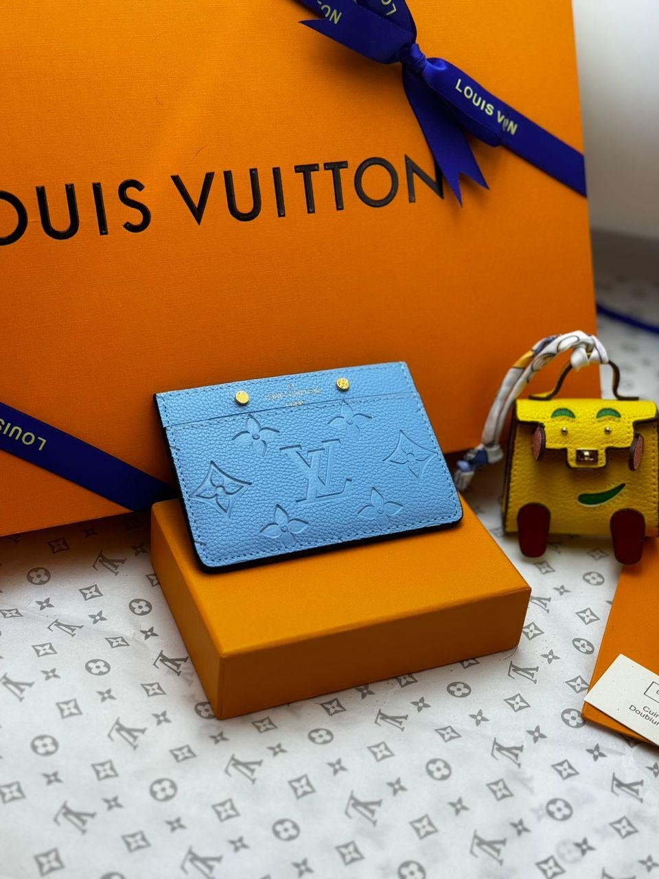 LOUIS VUITTON CARD HOLDER