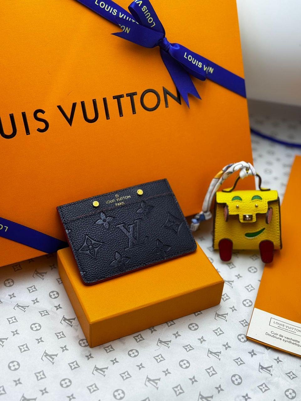 LOUIS VUITTON CARD HOLDER