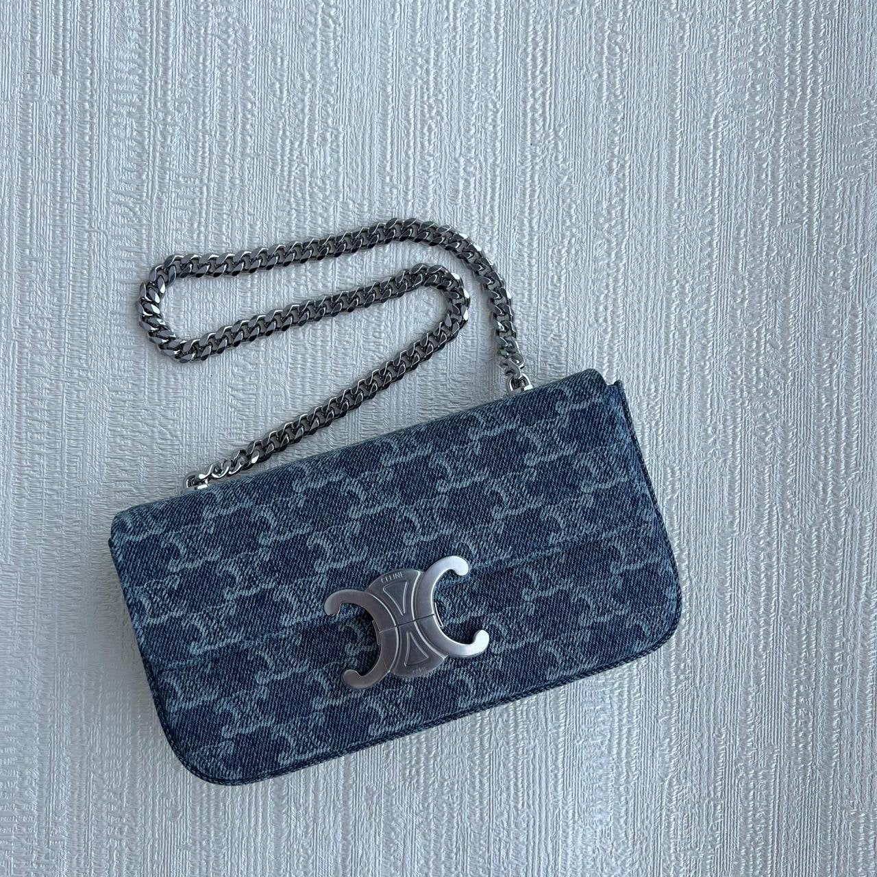 CELINE