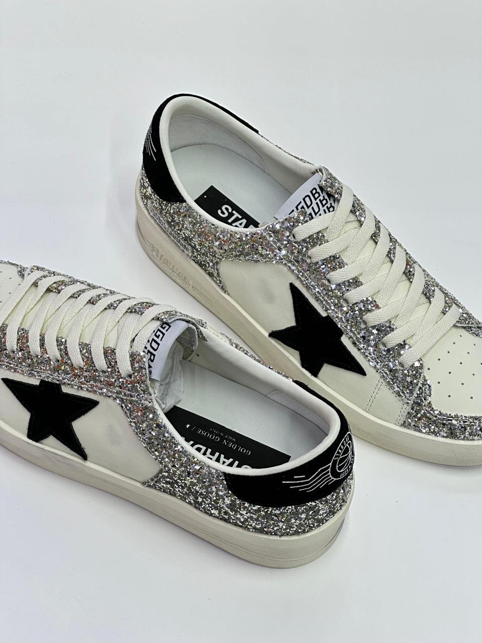 GOLDEN GOOSE