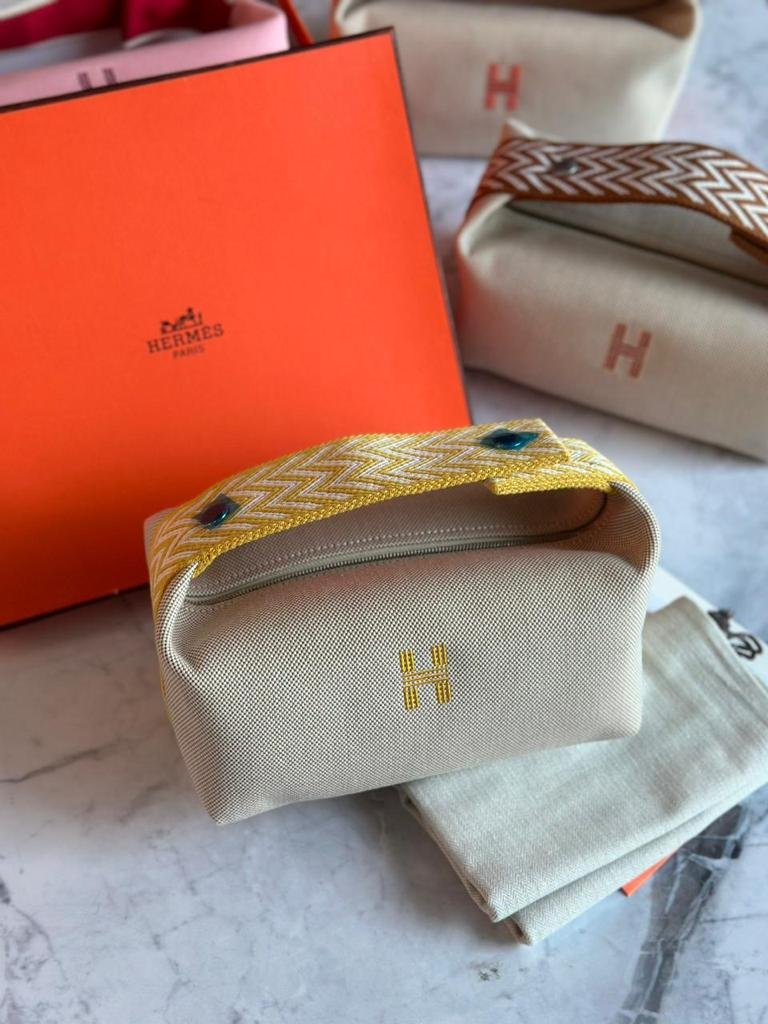 HERMES 22 CM