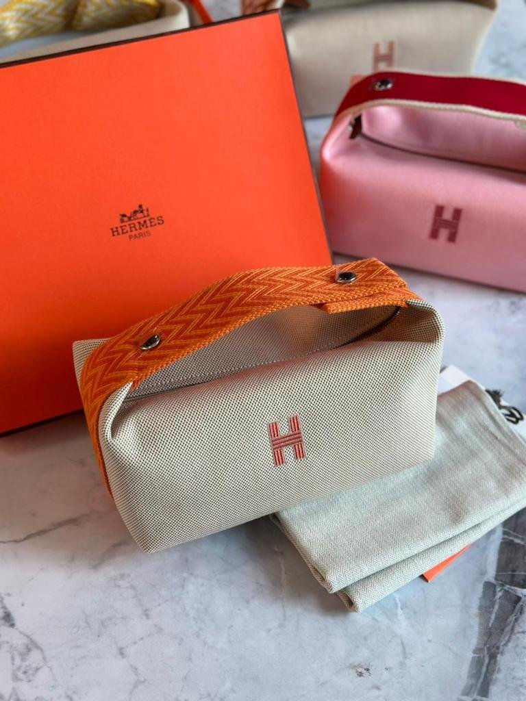 HERMES 22 CM