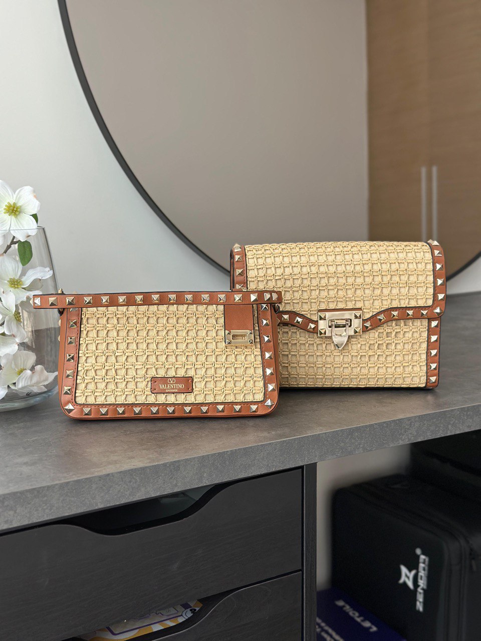 VALENTINO