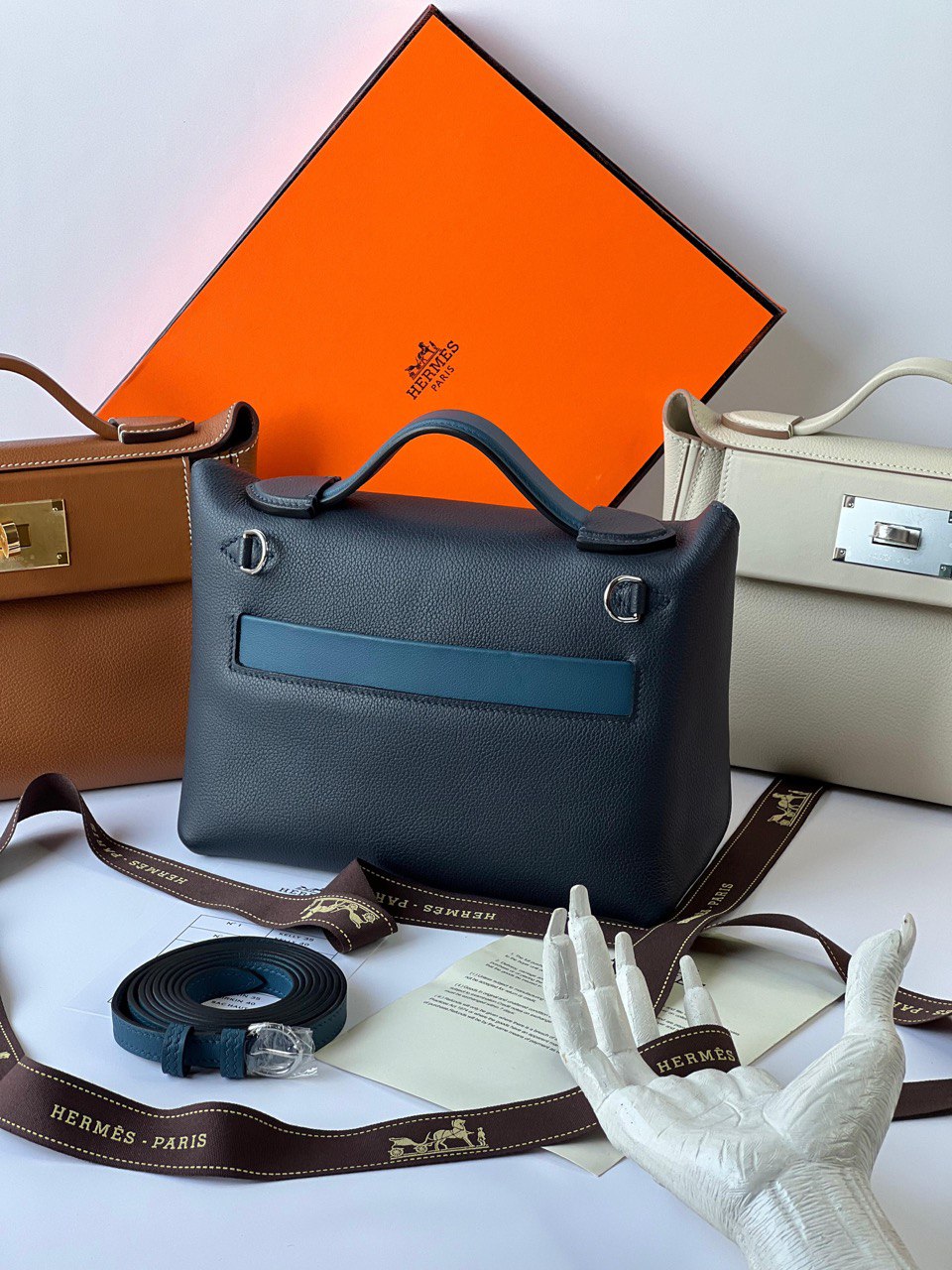 Hermes 24/24