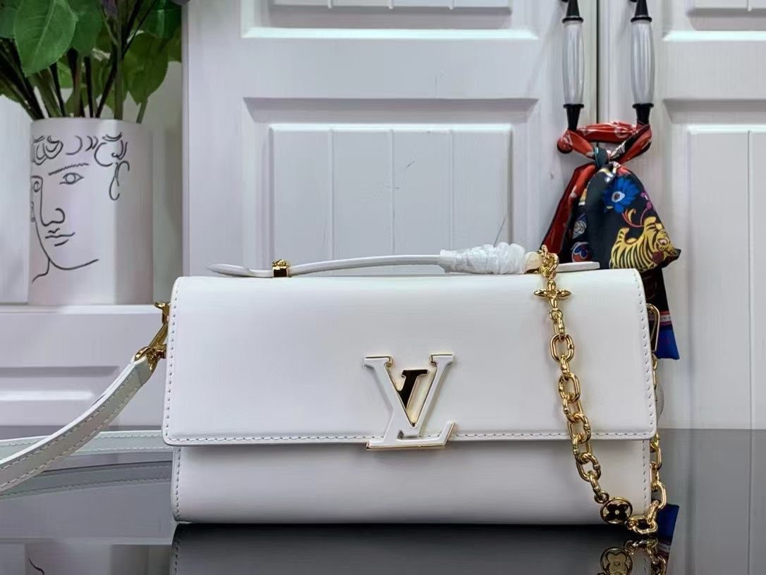 LV
