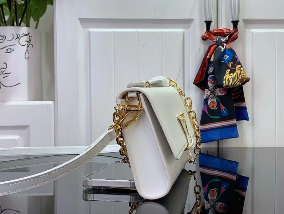 LV