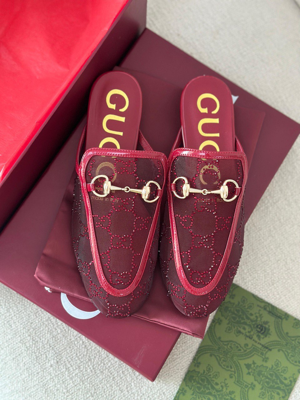 GUCCI
