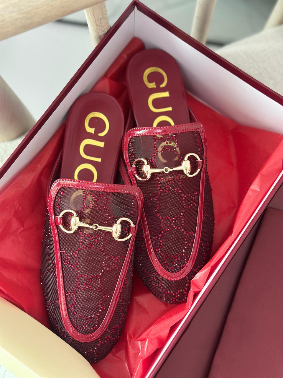 GUCCI
