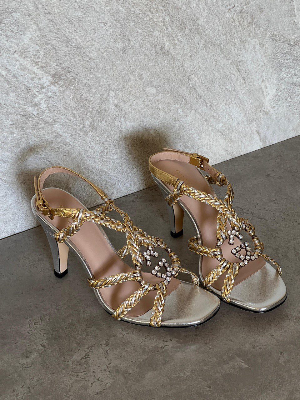 GUCCI