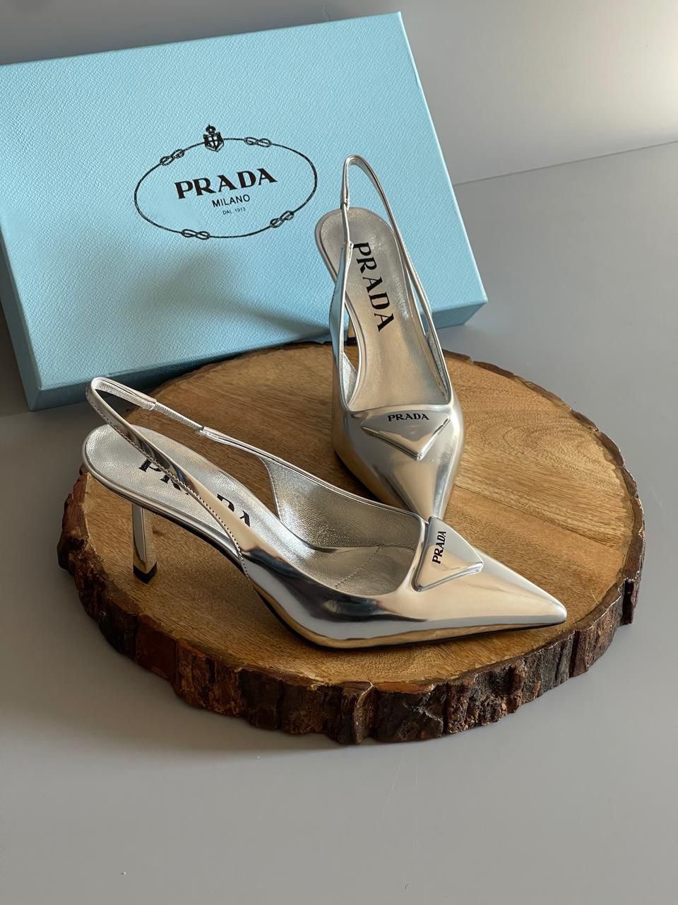 PRADA
