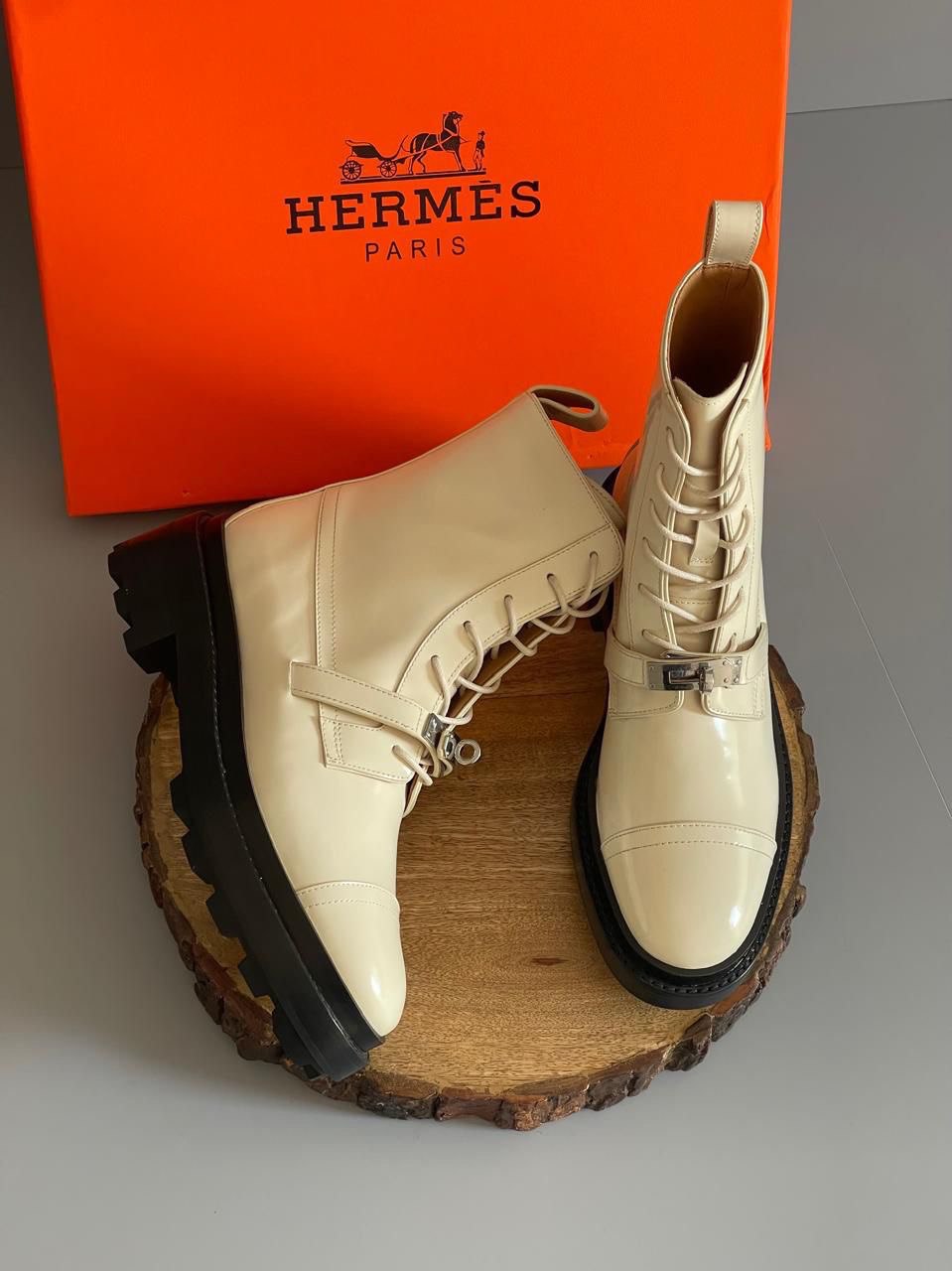HERMES