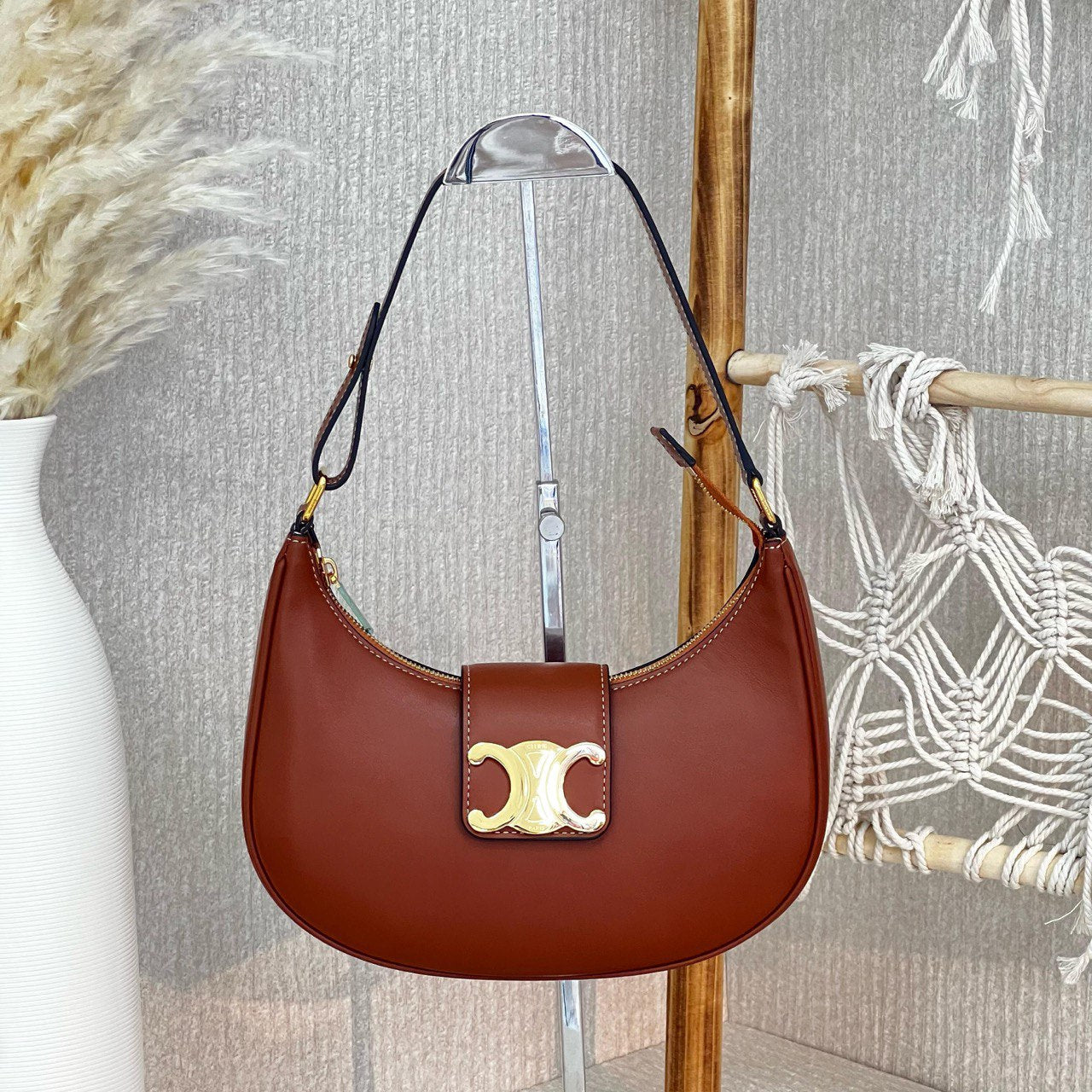 CELINE