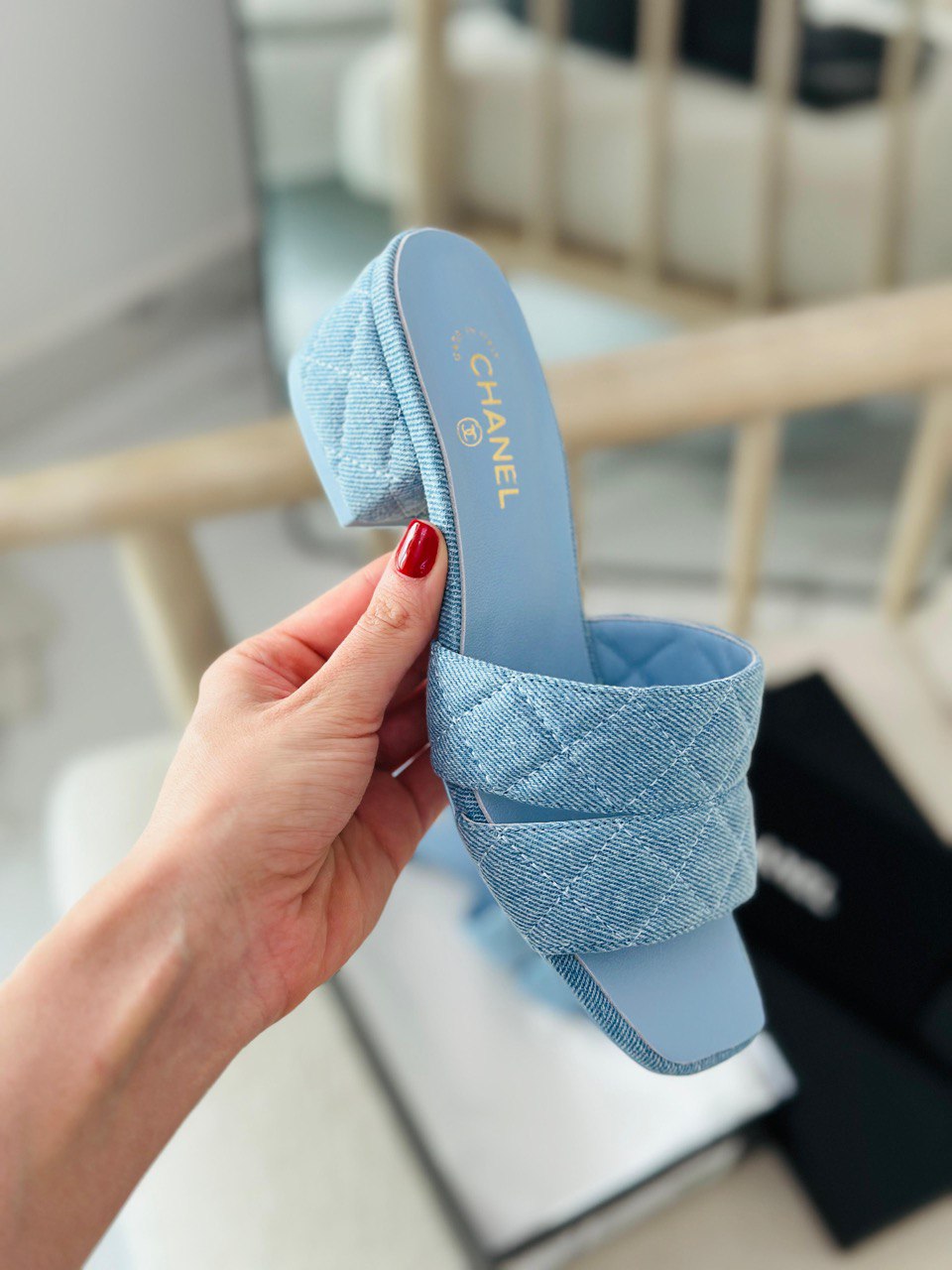 CHANEL