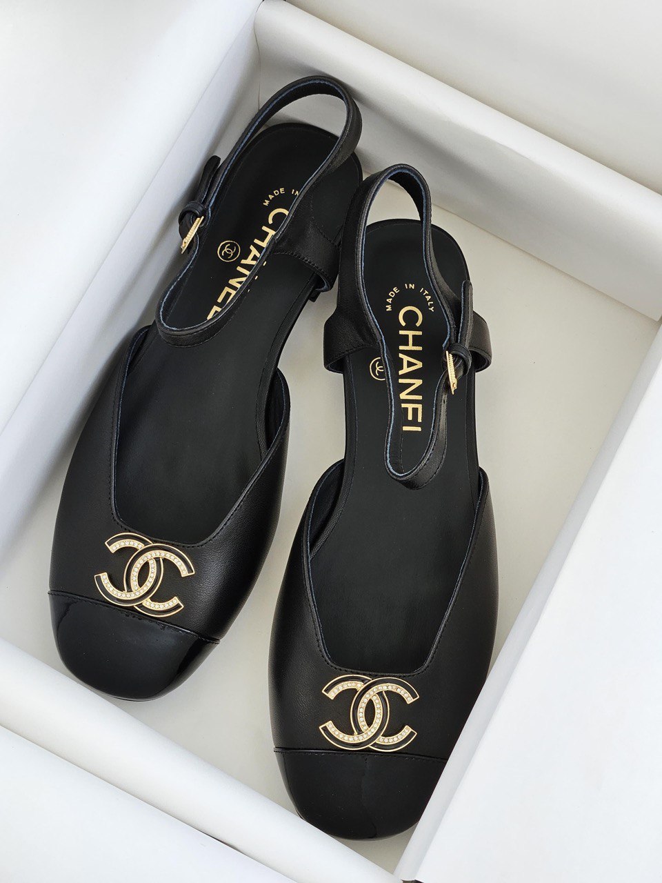 CHANEL