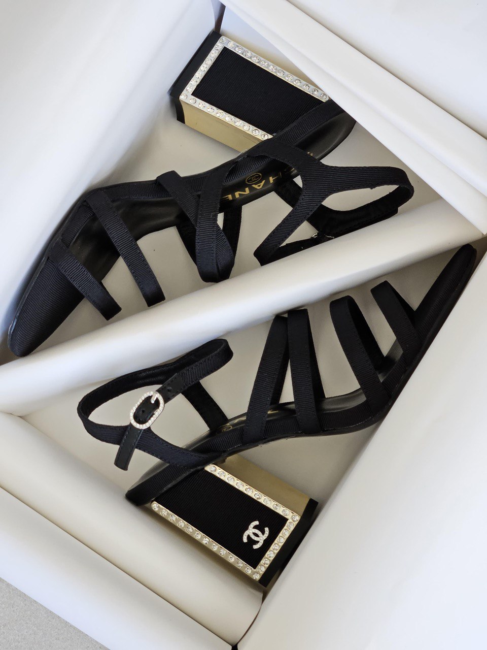 CHANEL