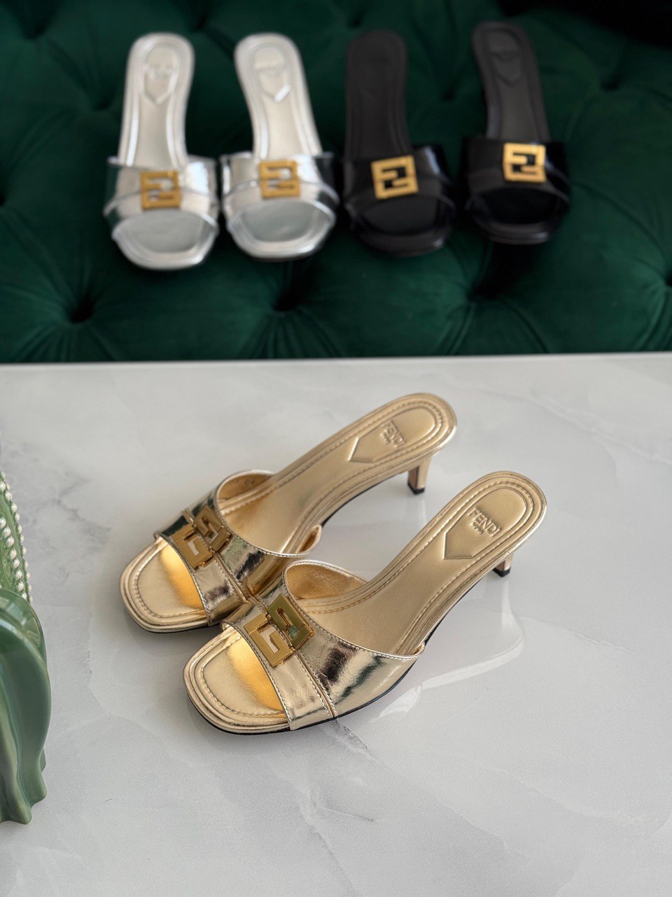AQUAZZURA
