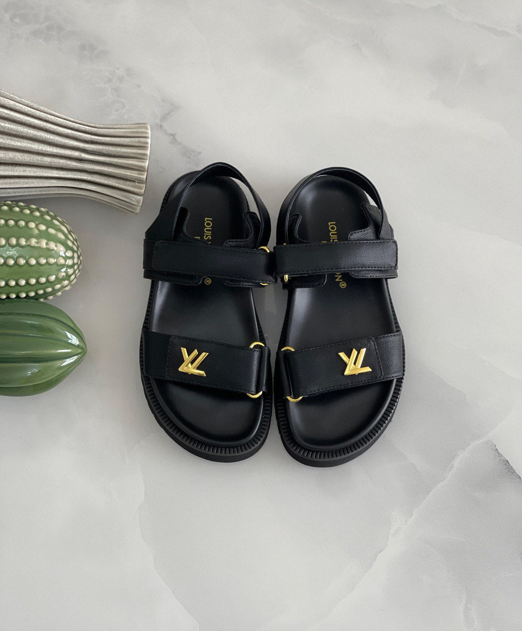 LV
