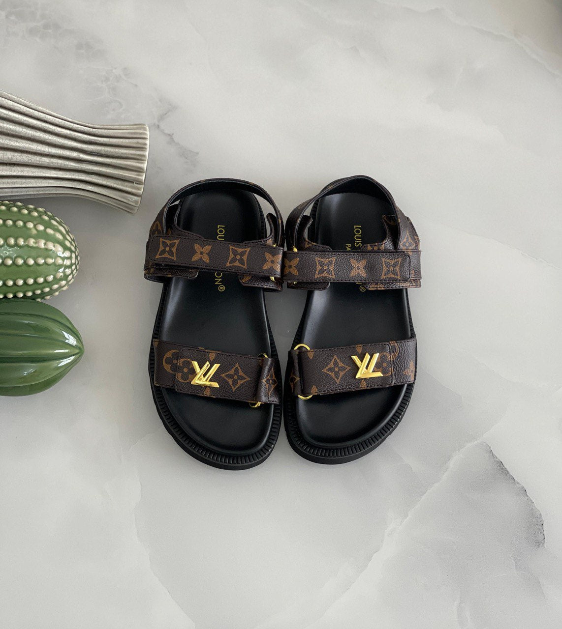 LV
