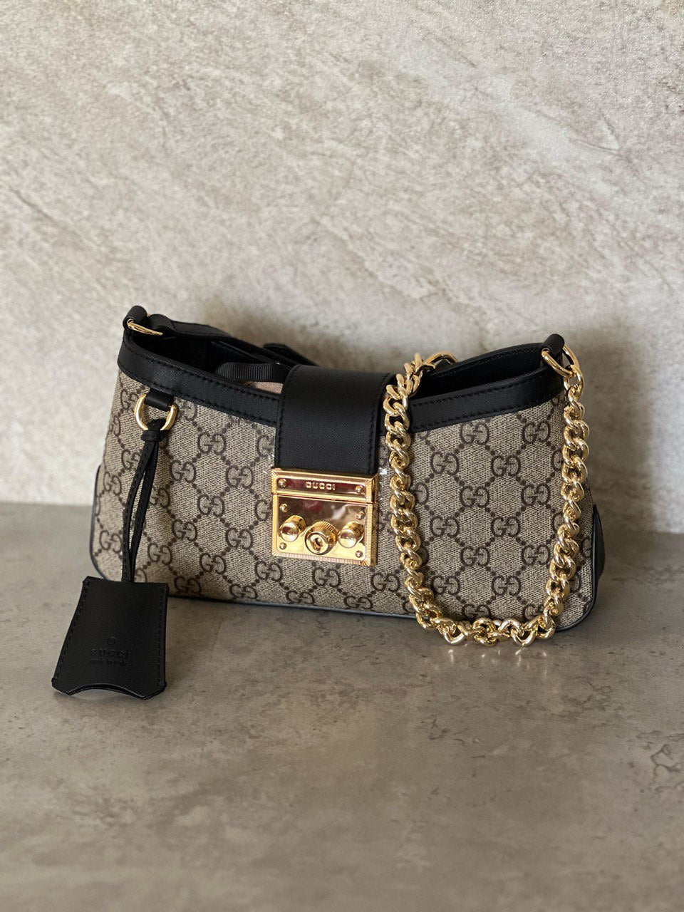 GUCCI SHOULDER PADLOCK