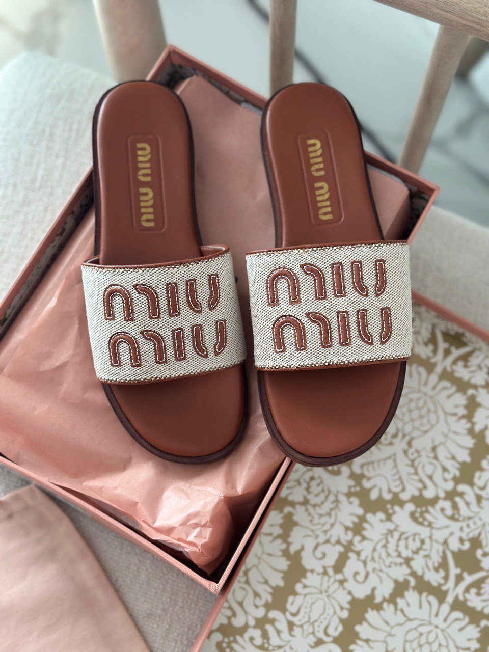 MIU MIU