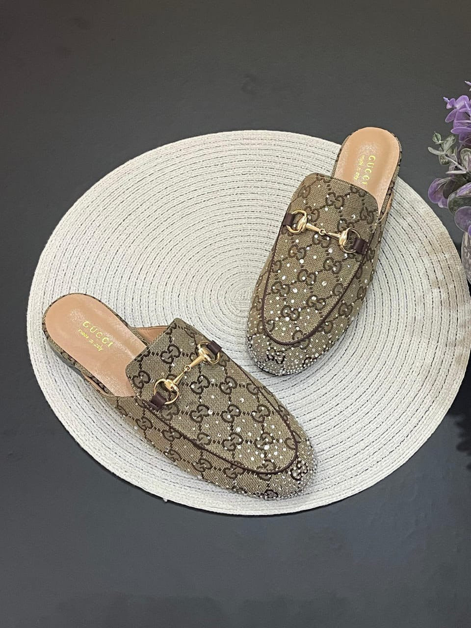 GUCCI