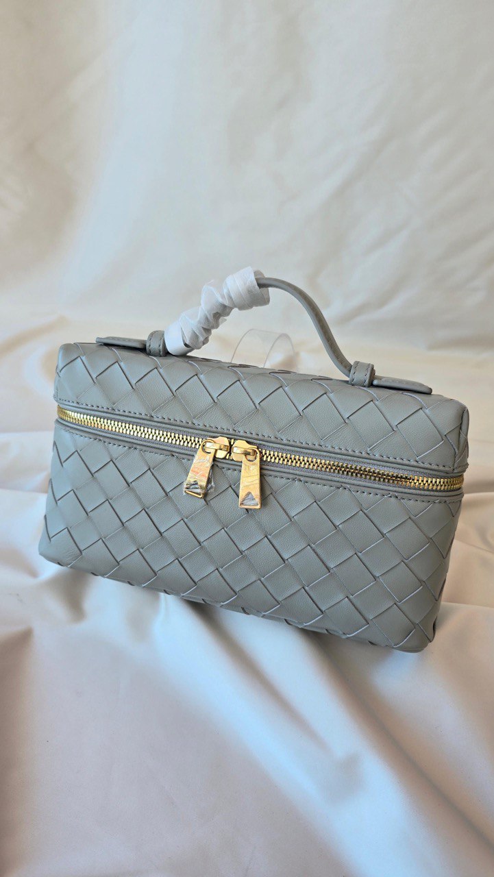 BOTTEGA