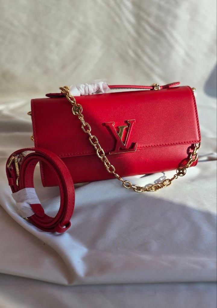 LV
