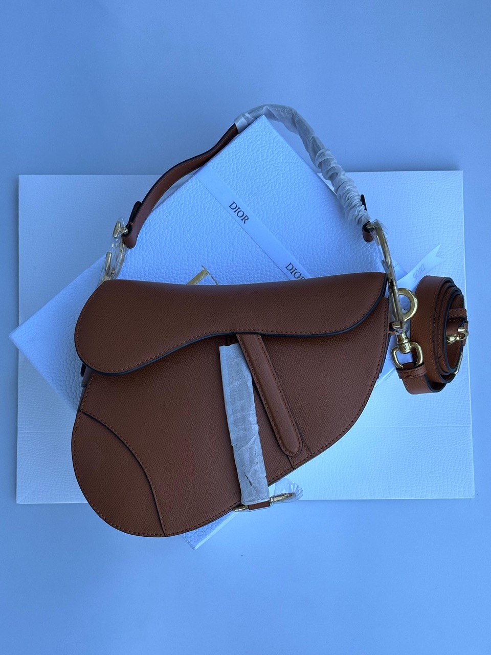 DIOR