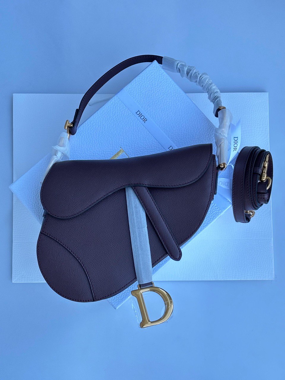 DIOR