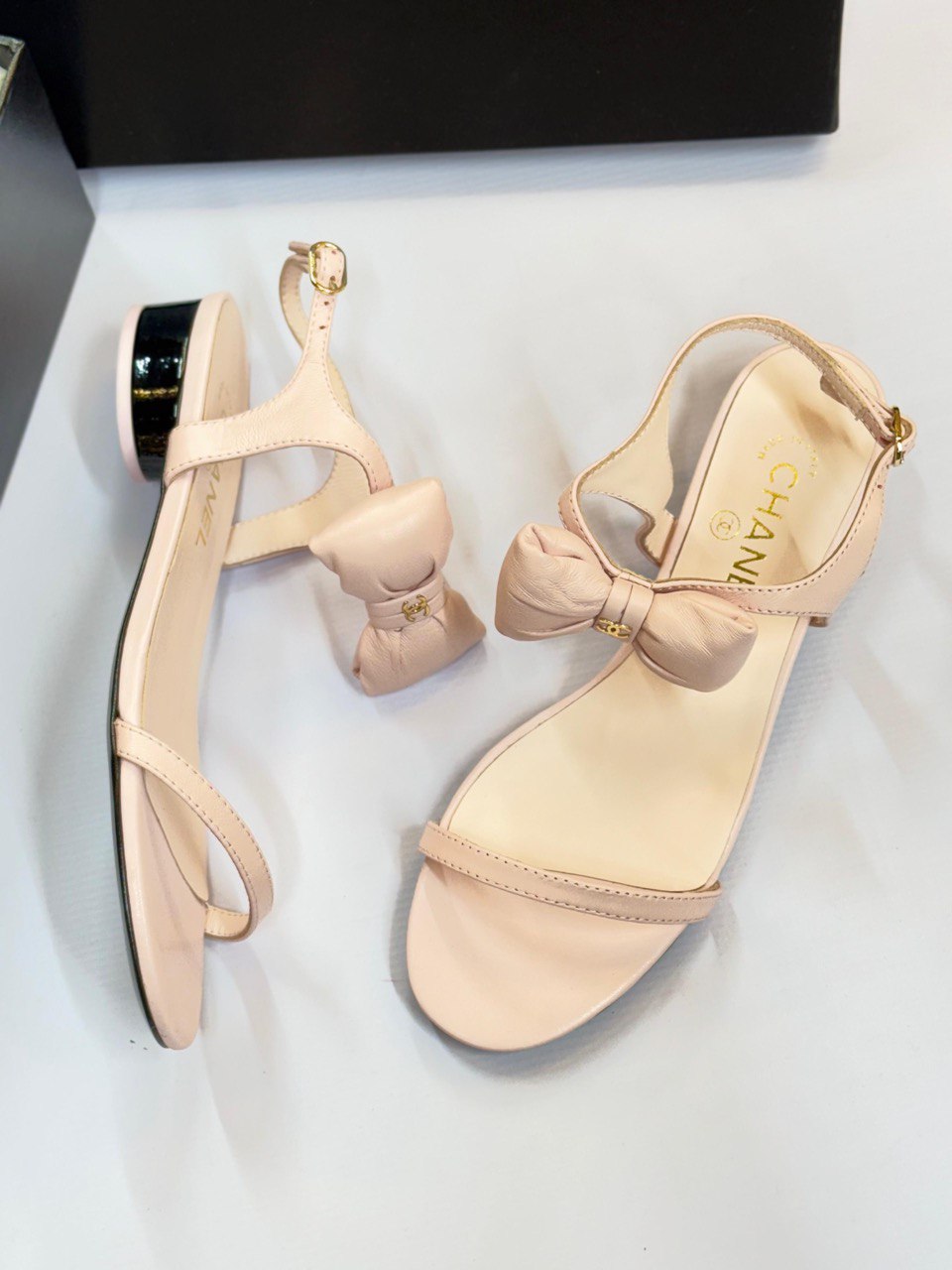 CHANEL