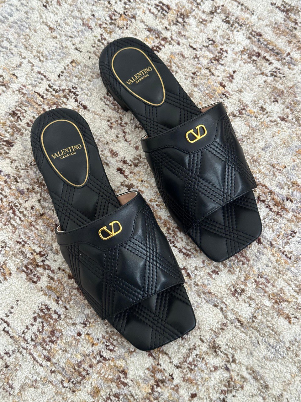 VALENTINO