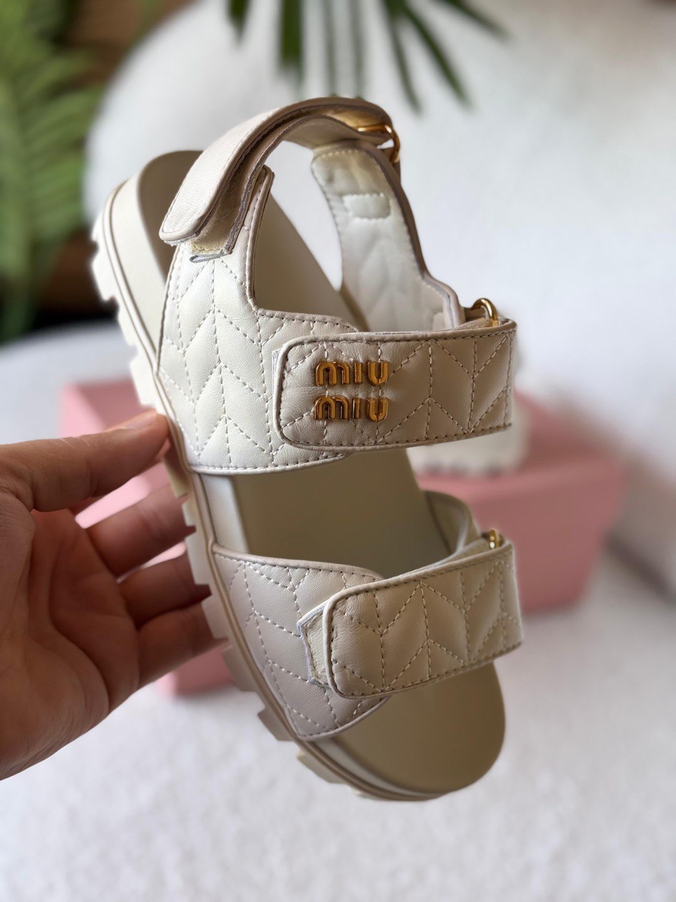 MIU MIU