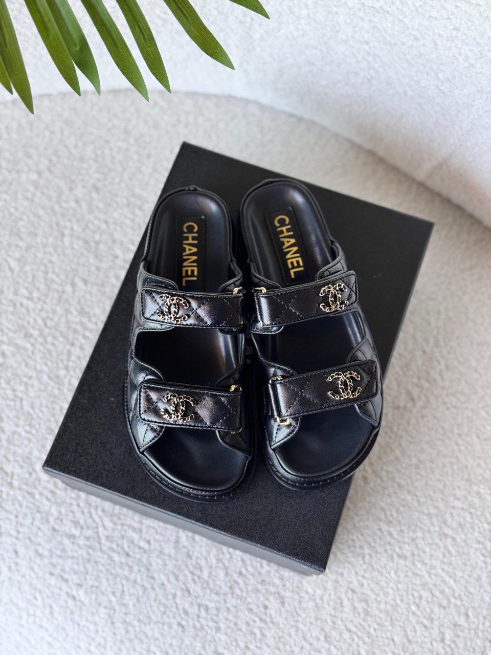 CHANEL