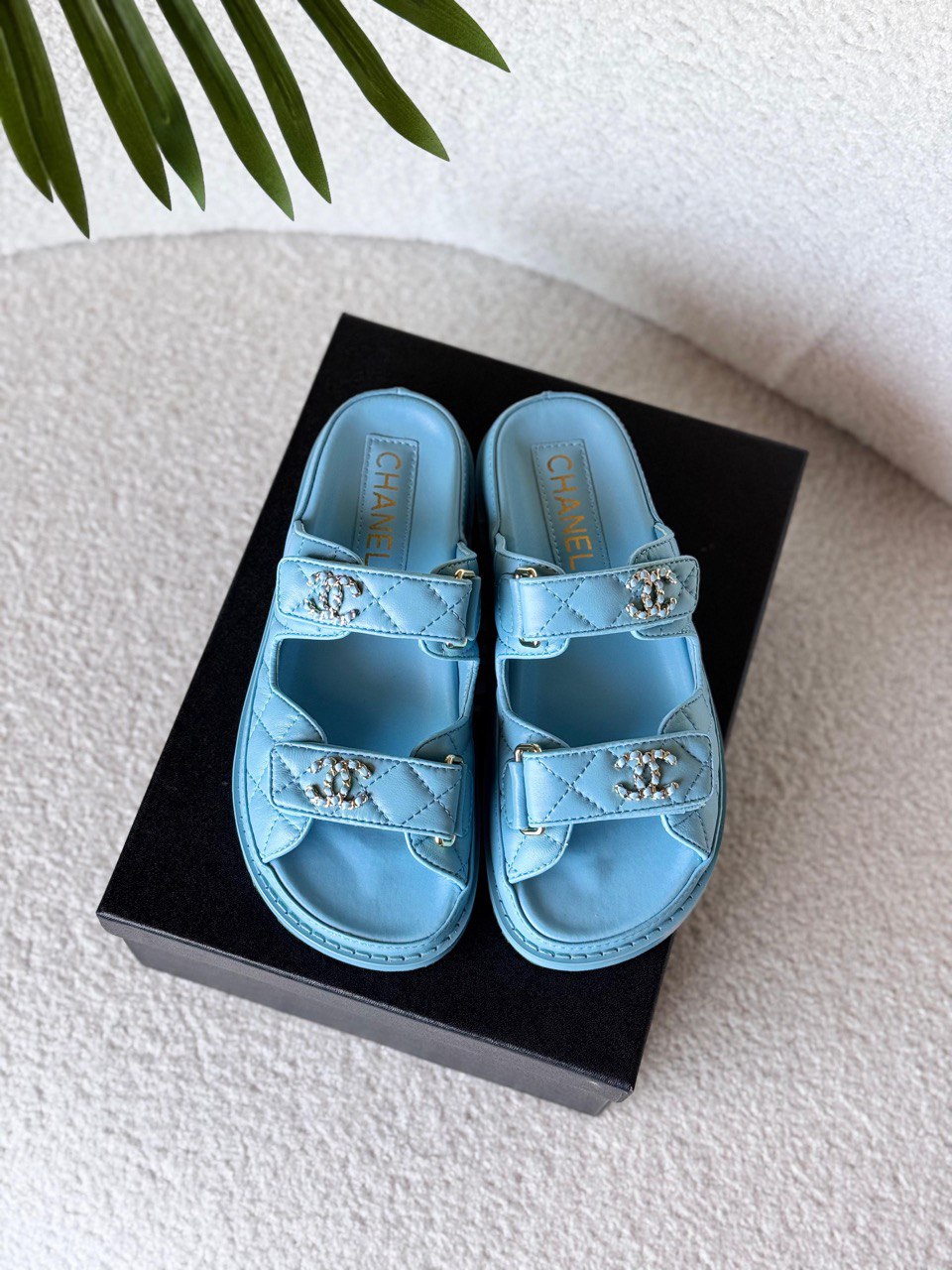 CHANEL