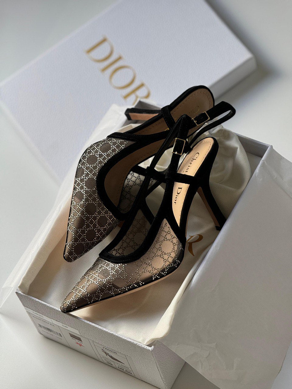 DIOR