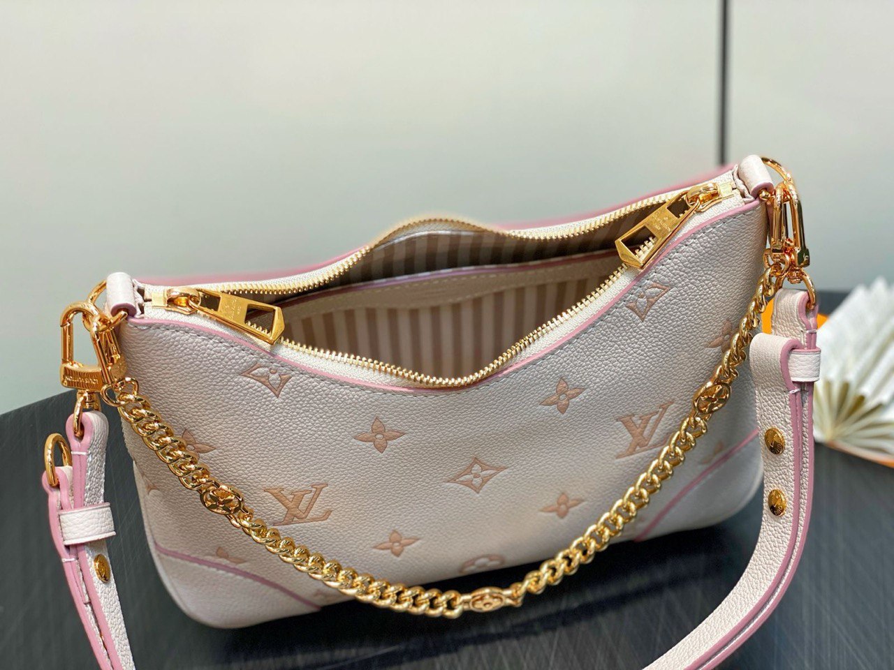 LV
