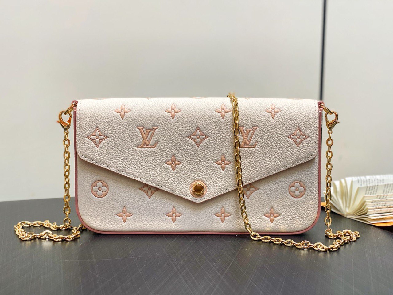 LV