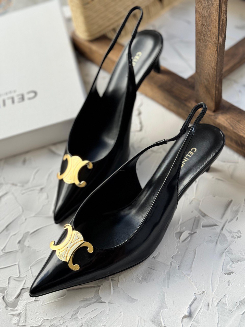 CELINE